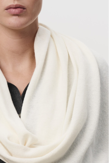 Soft Off-White Lamb's Shawl Soft Off-White Lamb's Shawl