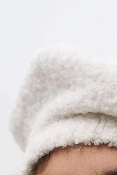 White Knitted Beret White Knitted Beret