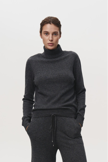 Basic Dark Grey Lambswool Turtleneck Basic Dark Grey Lambswool Turtleneck