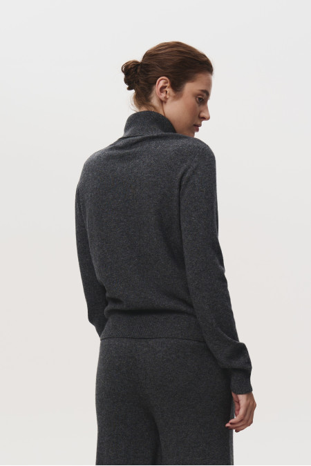 Basic Dark Grey Lambswool Turtleneck Basic Dark Grey Lambswool Turtleneck