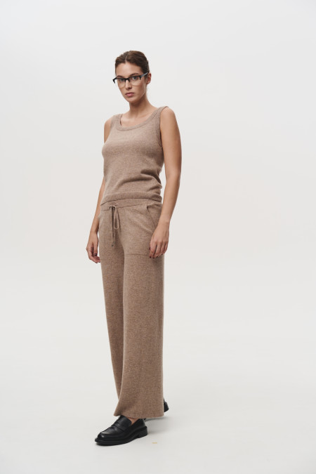 Basic Dark Beige Lambswool Top