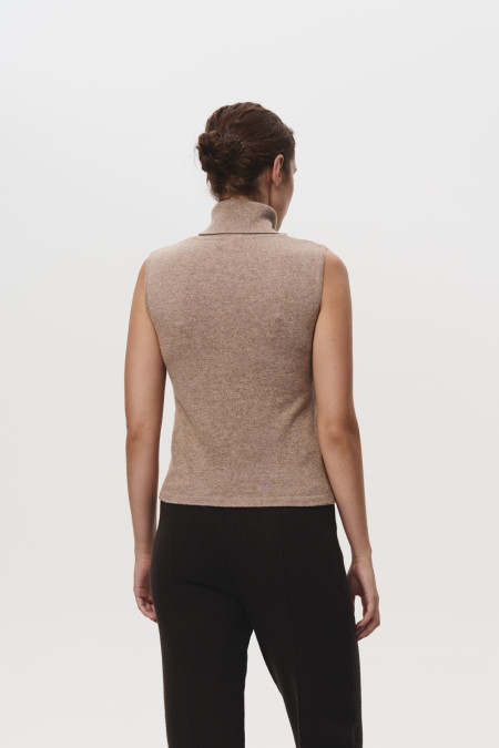 Basic Dark Beige Lambswool Turtleneck Top Basic Dark Beige Lambswool Turtleneck Top