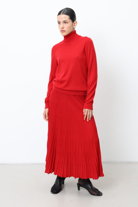 Red 100% Merino Wool Turtleneck