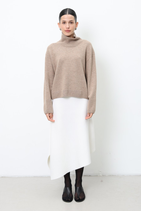 Dark Beige Lambswool Oversized Cropped Sweater Dark Beige Lambswool Oversized Cropped Sweater