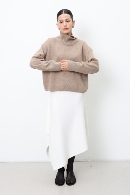 Dark Beige Lambswool Oversized Cropped Sweater Dark Beige Lambswool Oversized Cropped Sweater