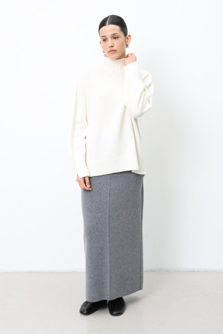 Oversized Off-White Lambswool Sweater Oversized Off-White Lambswool Sweater