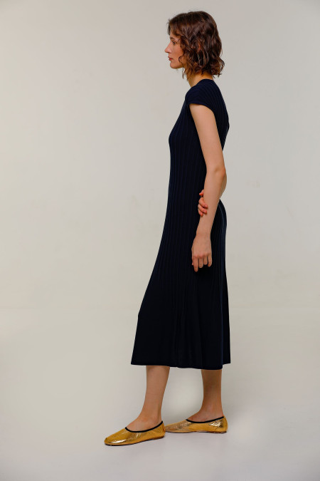 Navy V-neck Midi Dress Navy V-neck Midi Dress