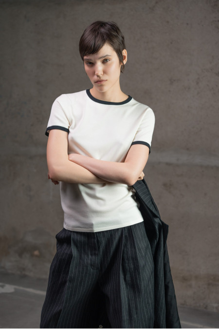 Off-White And Black Contrasting Trim Basic Jumper 