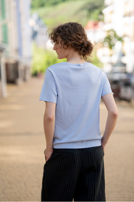 Blue Viscose Short-Sleeved U-Neck Jumper Blue Viscose Short-Sleeved U-Neck Jumper