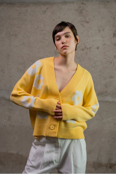 Oversize-кардиган з квітами світло-жовтий Oversize-кардиган з квітами світло-жовтий